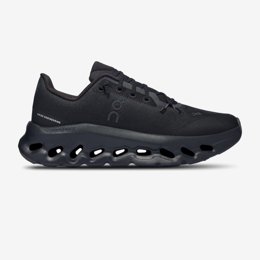 On Cloudtilt in Black Size Women’s 9